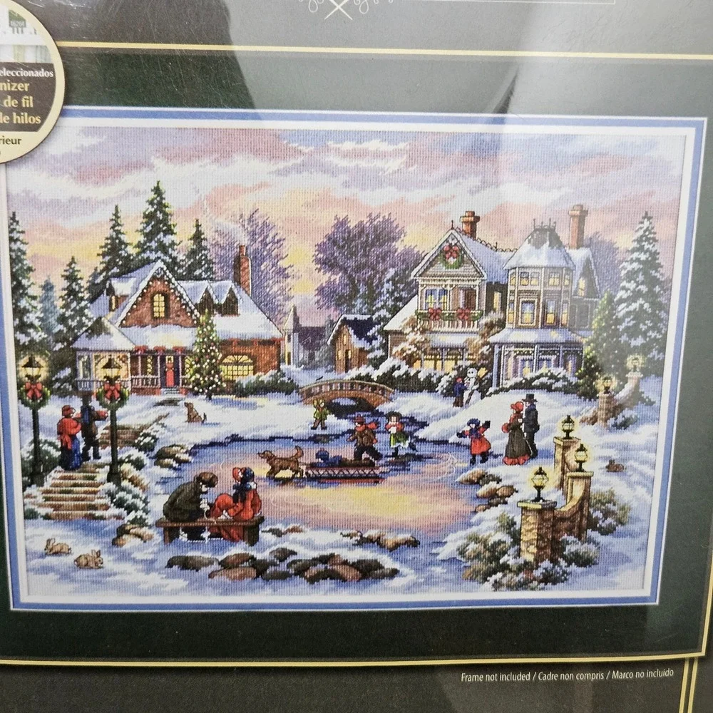 Dimensions NWT Gold Collection Treasured Time Cross Stitch Kit 8569 Winter Scene